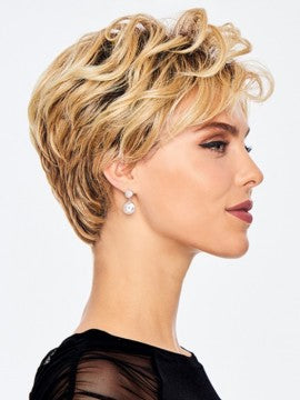 Chic Wavy by Hairdo Heat Friendly